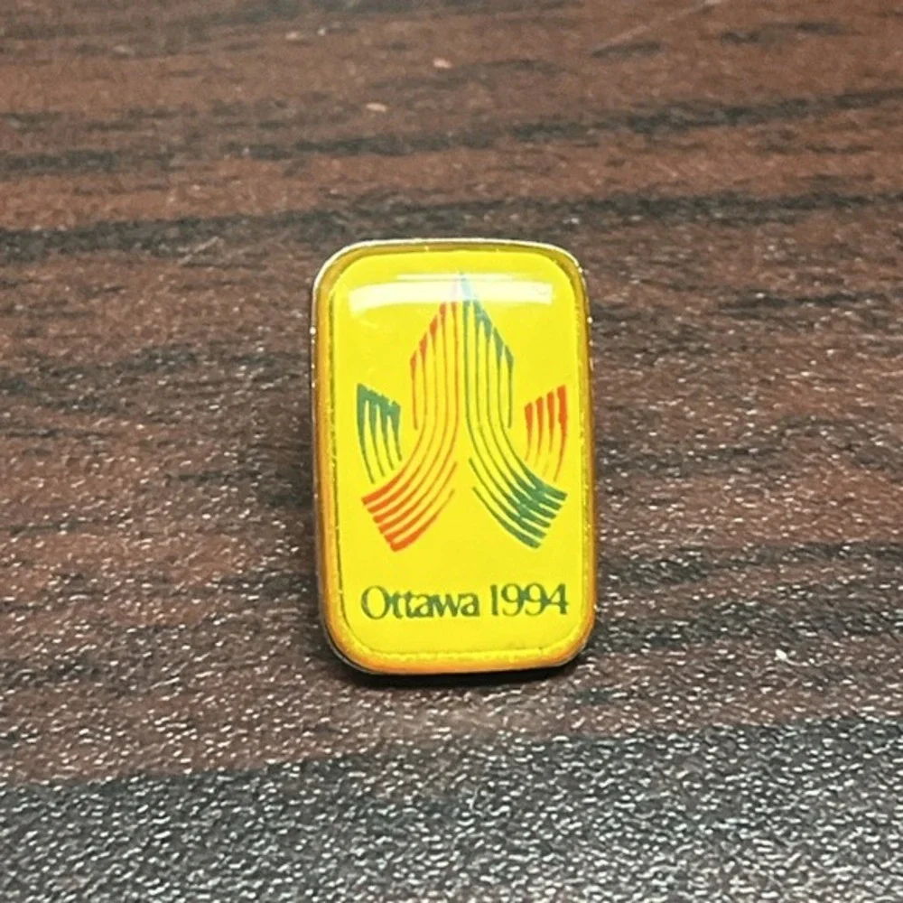 Vintage 1994 Ottawa Canada Lapel Hat Pin‎